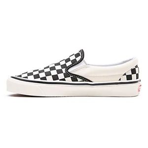 Women’s Vans Classic Checkerboard Slip On Sneakers Shoe Size 7.5